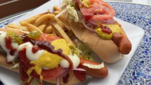 ディズニークルーズ　ホットドック